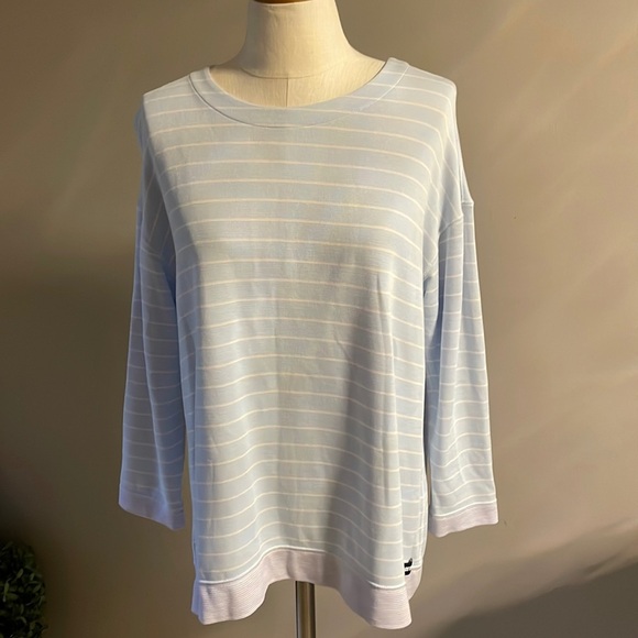 LAND’S END Women’s striped RELAXED FIT  REVERSIBLE TOP.  SIZE LARGE - Picture 4 of 16